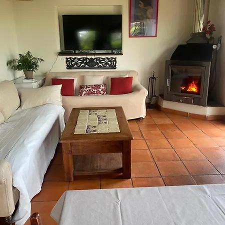 Casa Galatea Con Jardin Y Junto Al Pueblo *